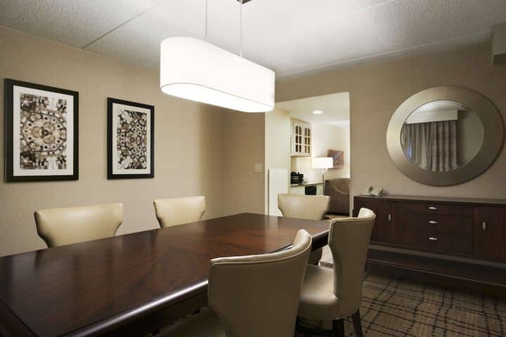 Room 12 of 31